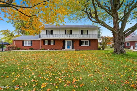 1527 South Ct, Findlay, OH 45840