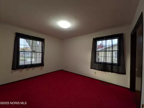 Bedroom - 832 E Graceway Dr, Napoleon, OH 43545 photo 3 of 3