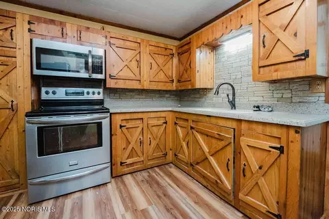 Kitchen - 412 E Lima St, Forest, OH 45843 photo 2 of 2