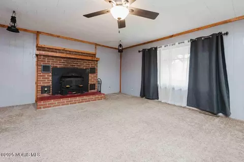 Living - 412 E Lima St, Forest, OH 45843 photo 2 of 2