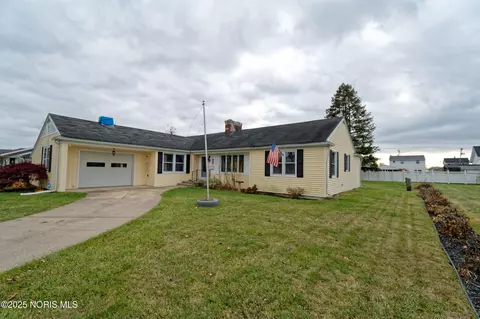 2532 102nd St, Toledo, OH 43611