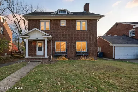 3205 Kylemore Rd, Toledo, OH 43606