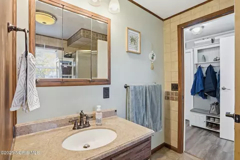Bath - 8929 Township Road 1069, Mccutchenville, OH 44844 photo 2 of 3