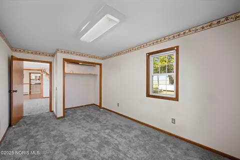 Bedroom - 3374 Co Rd J, Deshler, OH 43516 photo 2 of 9