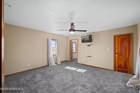 Bedroom - 3374 Co Rd J, Deshler, OH 43516 photo 5 of 9