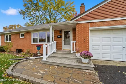 1008 Eastview Dr, Findlay, OH 45840