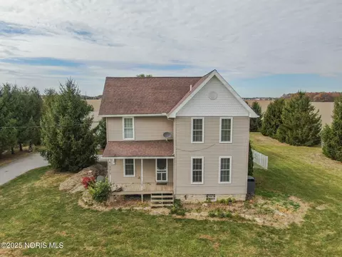 19673 Hull Prairie Rd, Bowling Green, OH 43402