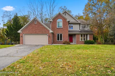 7335 Friarton Cir, Toledo, OH 43617