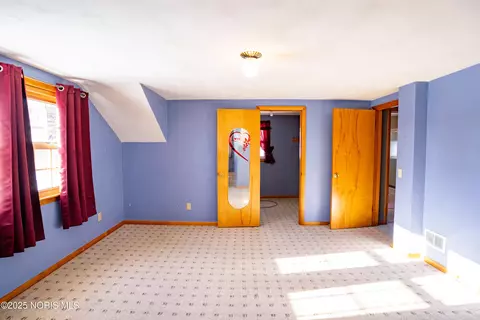 1067 College Ave, Scott, OH 45886 photo 8