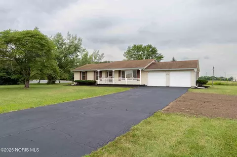 6434 County Road 18, Findlay, OH 45840