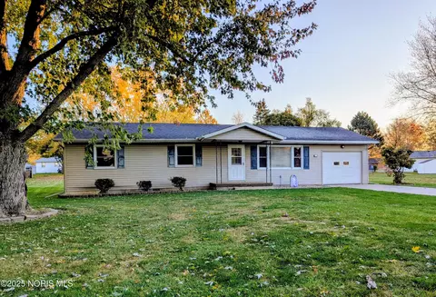 605 Wood Dr, Montpelier, OH 43543