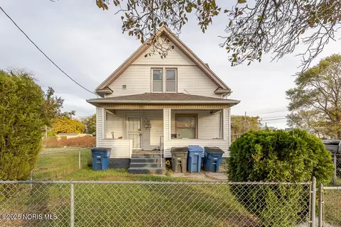 820 N Miller St, Toledo, OH 43607