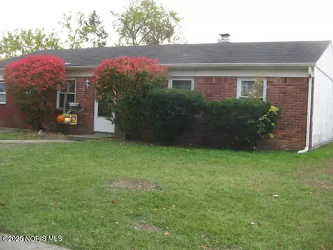 1715 E Benwick Rd, Toledo, OH 43613