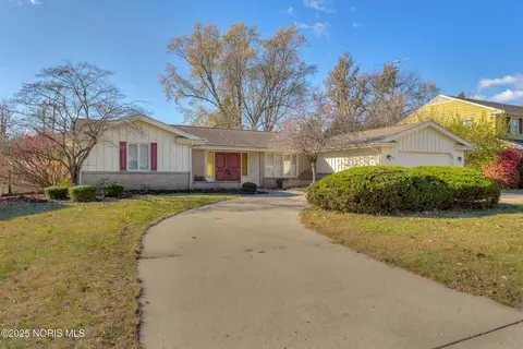 1968 Pinelawn Dr, Toledo, OH 43614