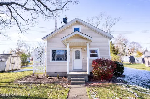206 S Cherry St, Holgate, OH 43527