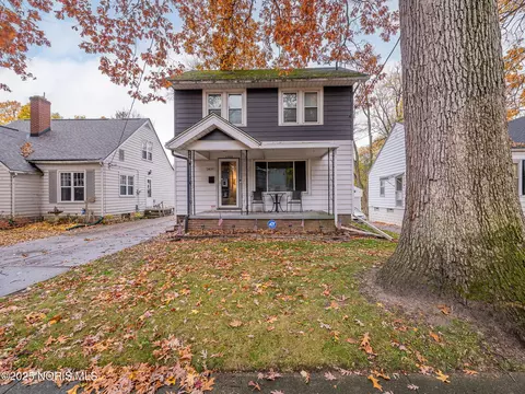 2409 Lambert Dr, Toledo, OH 43613