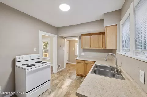 1809 Pilgrim Rd, Toledo, OH 43607 photo 17