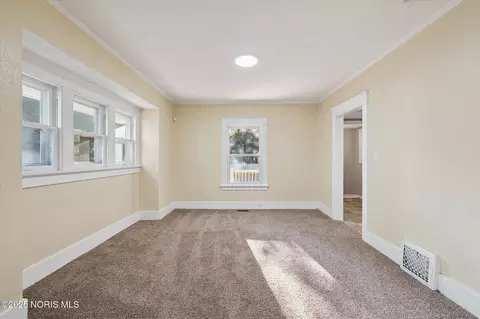 1809 Pilgrim Rd, Toledo, OH 43607 photo 11