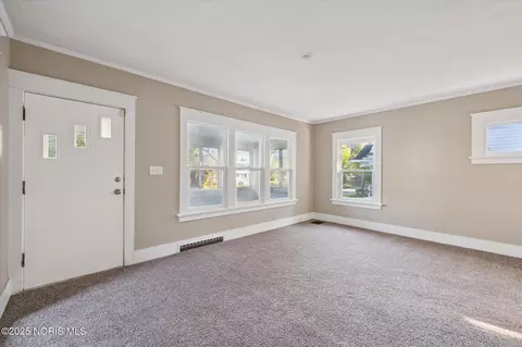 1809 Pilgrim Rd, Toledo, OH 43607 photo 10