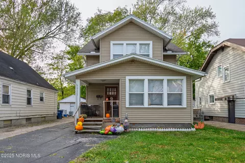 1911 Alvin St, Toledo, OH 43607