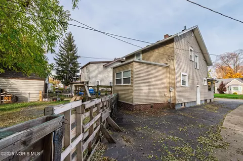 1911 Alvin St, Toledo, OH 43607 photo 3