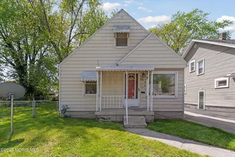 1901 Alvin St, Toledo, OH 43607