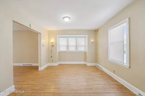 Living - 1730 Alvin St, Toledo, OH 43607 photo 6 of 6