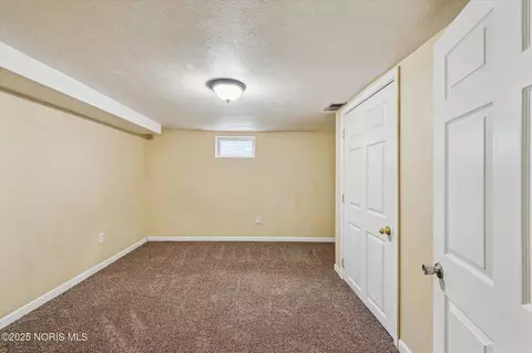 Bedroom - 1730 Alvin St, Toledo, OH 43607 photo 7 of 8