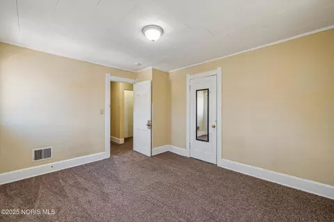 Bedroom - 1730 Alvin St, Toledo, OH 43607 photo 3 of 8