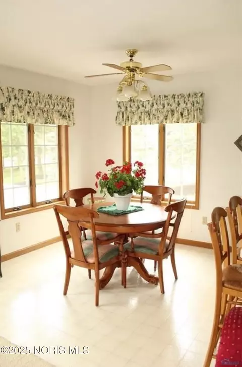 Dining - 144 Deerfield Cir, Bryan, OH 43506 photo 2 of 2