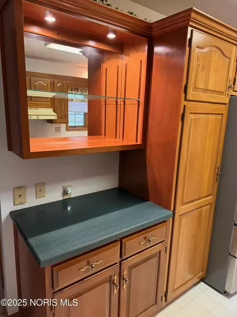 Kitchen - 144 Deerfield Cir, Bryan, OH 43506 photo 3 of 5