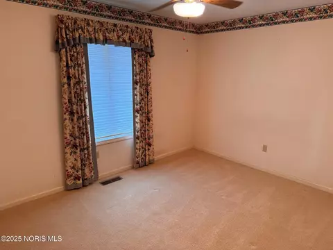 Bedroom - 144 Deerfield Cir, Bryan, OH 43506 photo 1 of 5
