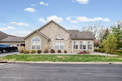 7712 E Watermark Dr #16-7712, Findlay, OH 45840
