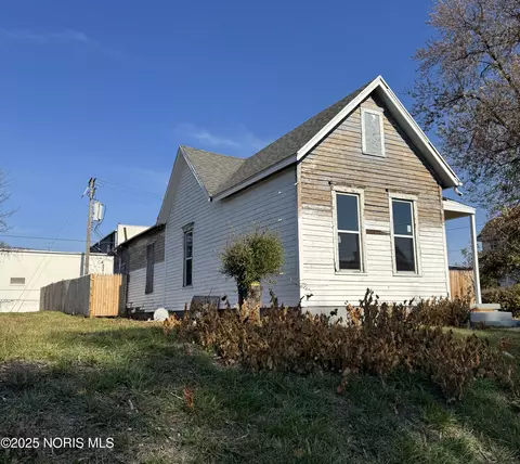 910 Tecumseh St, Toledo, OH 43607