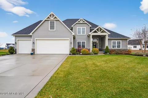 9467 Stallion Cir, Whitehouse, OH 43571