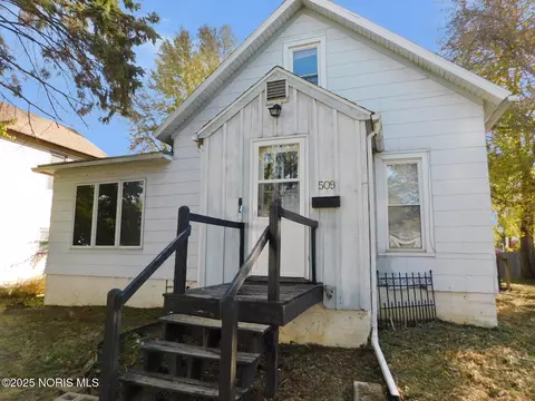509 S Lynn St, Bryan, OH 43506