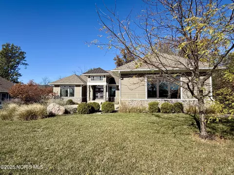 15686 River View Pl, Perrysburg, OH 43551