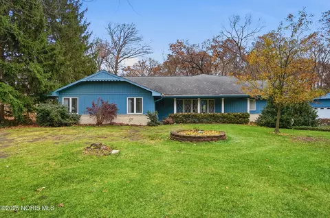 6616 Elmer Dr, Toledo, OH 43615