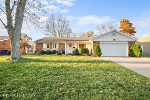 3764 Linden Green Dr, Toledo, OH 43614