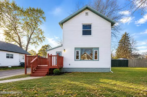 3233 Saint Bernard Dr, Toledo, OH 43606