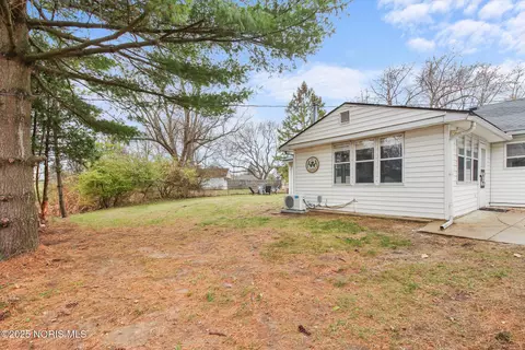 Exterior - 54 Independence Rd, Toledo, OH 43607 photo 3 of 8