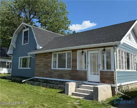 335 E North St, Mcclure, OH 43534