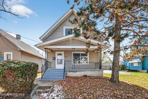 1461 Ingomar Ave, Toledo, OH 43609