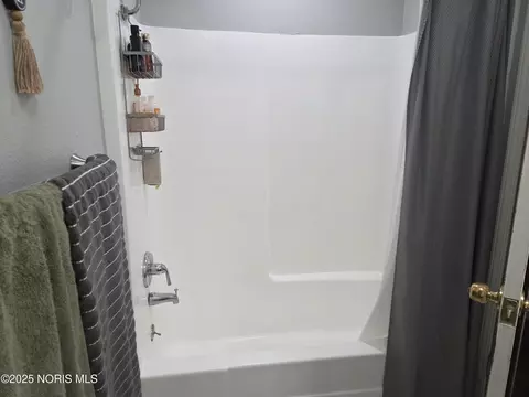 Bath - 340 S Watson St, Wayne, OH 43466 photo 2 of 3