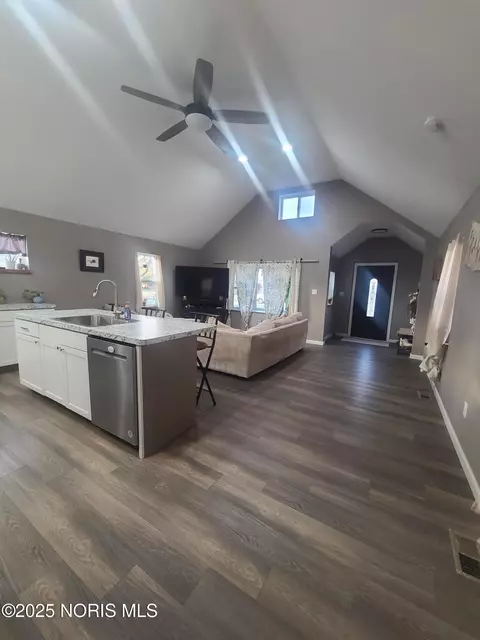 522 W Wayne St, Maumee, OH 43537 photo 12