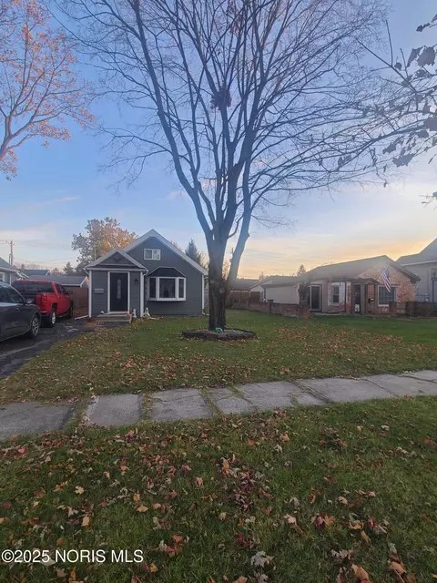522 W Wayne St, Maumee, OH 43537