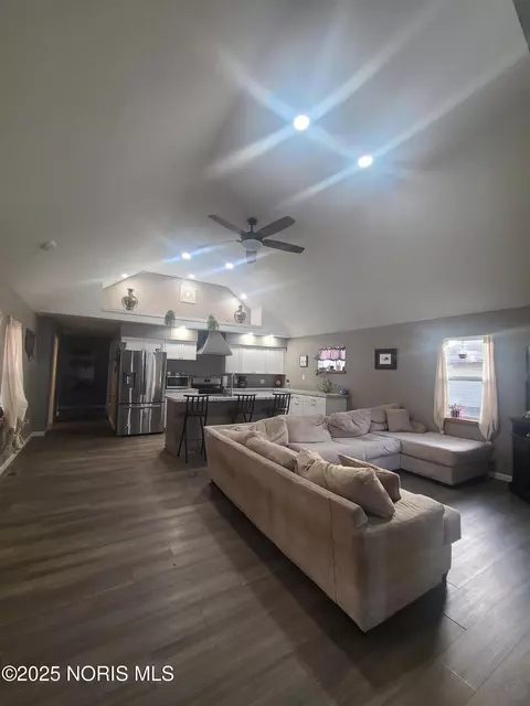 522 W Wayne St, Maumee, OH 43537 photo 7