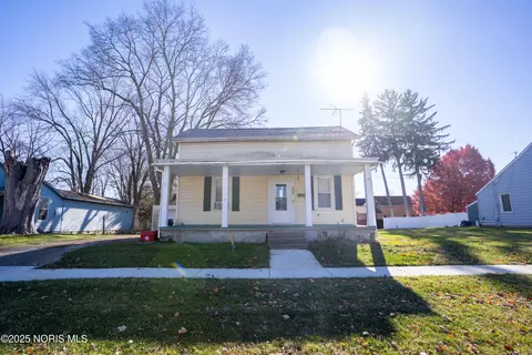 509 E Washington St, Napoleon, OH 43545