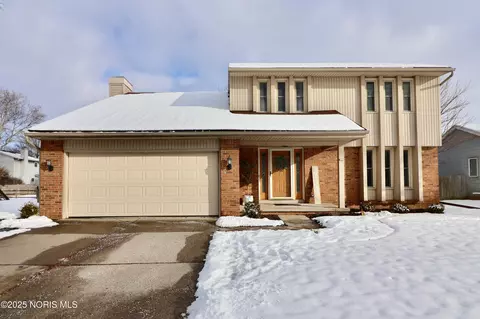 26626 Brentfield Rd, Perrysburg, OH 43551