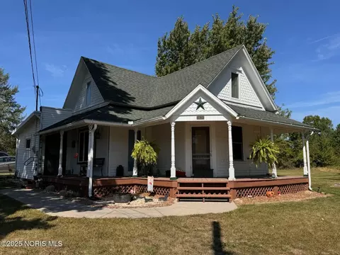 3631 Lake St, Bryan, OH 43506